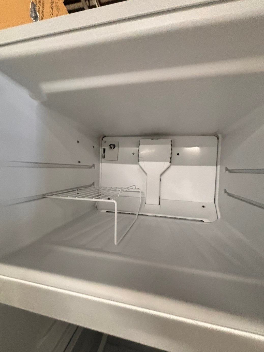 >kenmore 28”top freezer refrigerator stainless steel 28"   #RFWTT7B