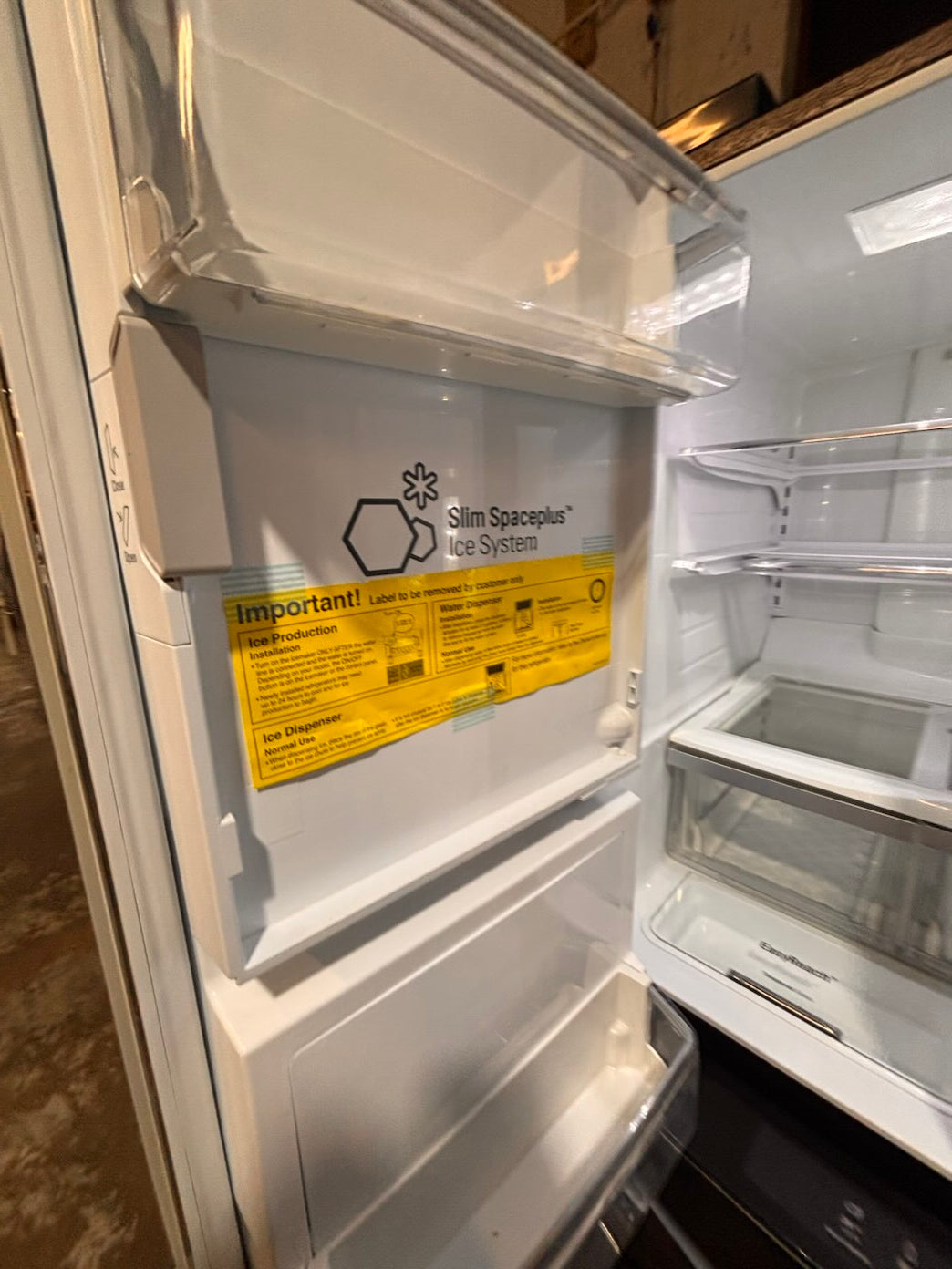 }}LG four door Refrigerator french doors full size 36”x 69” x 32”depth   black stainless steel w/ ice water dispenser great condition 36" used-refurbished #LGFBS324B