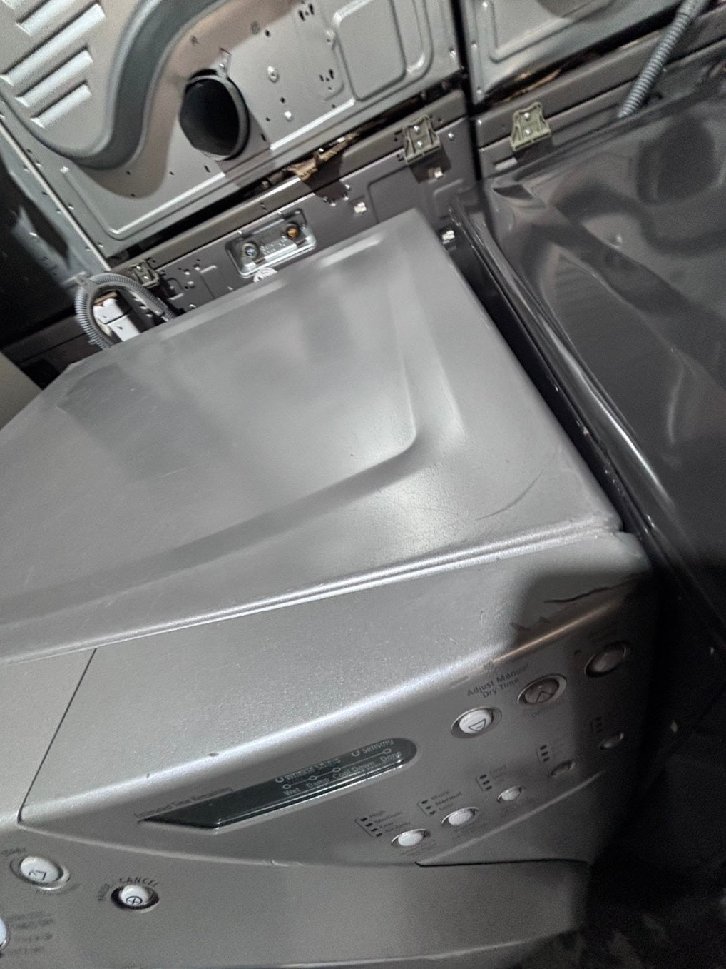 >*whirlpool sensor Dry front load stackable electric 220v dryer in gray color used-refurbished 27" #DWG7G6B