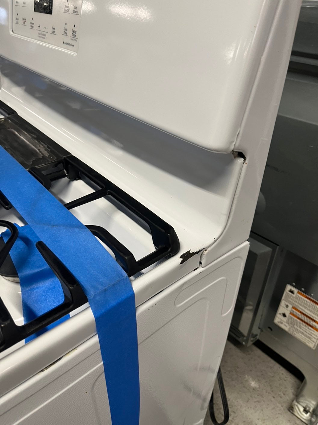 =GE Gas range 5 burner bake Temp Recall broil hi/lo in  white  used-Refurbished 30" #GEGA34LB