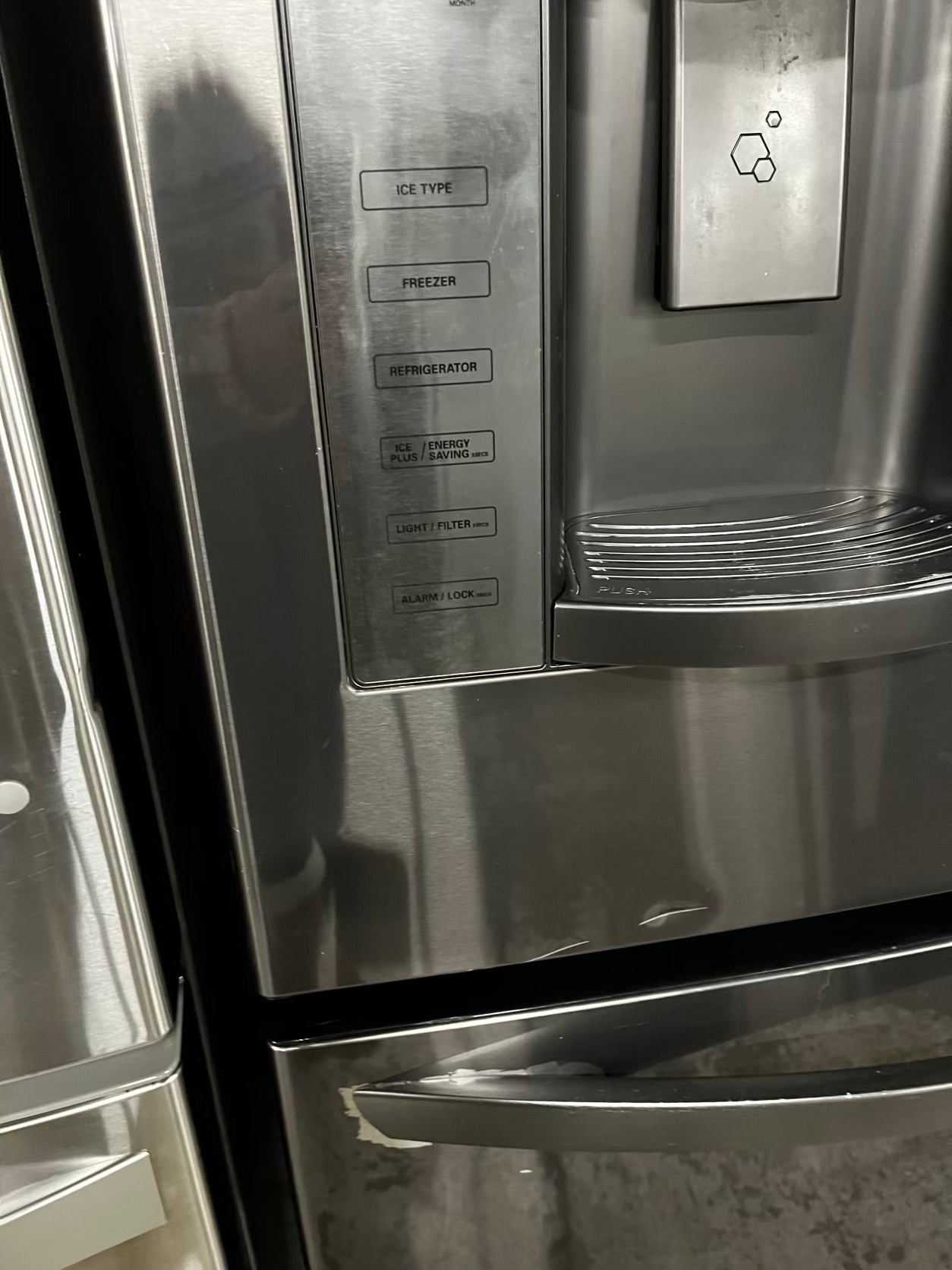 🎄Holiday Sale 🎁Used | Refurbished LG 36” 28cu.ft. French door refrigerator black stainless steel w/ice water dispenser - stock number #RF453P7B