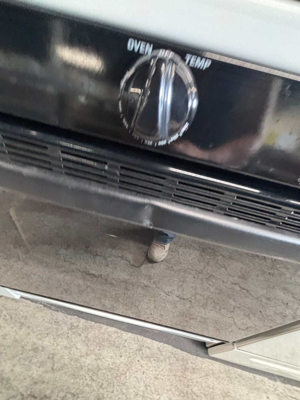 }sale🔥GE Gas range 4 burner bake broil Hi/Lo self clean in black & white working 💯 with warranty ,used-Refurbished 30” #GG69H7B