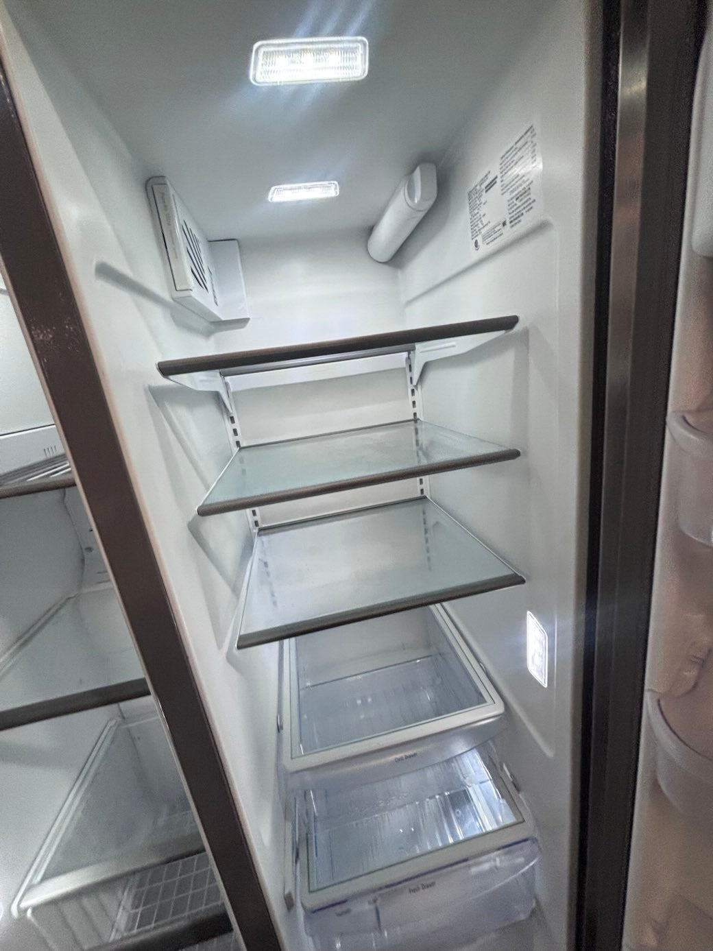 } sale🎈36”x 68.1/2 “Frigidaire side by side fridge counter depth fridge with ice 🧊 & water 💦 dispenser working 💯  #FAS41VB