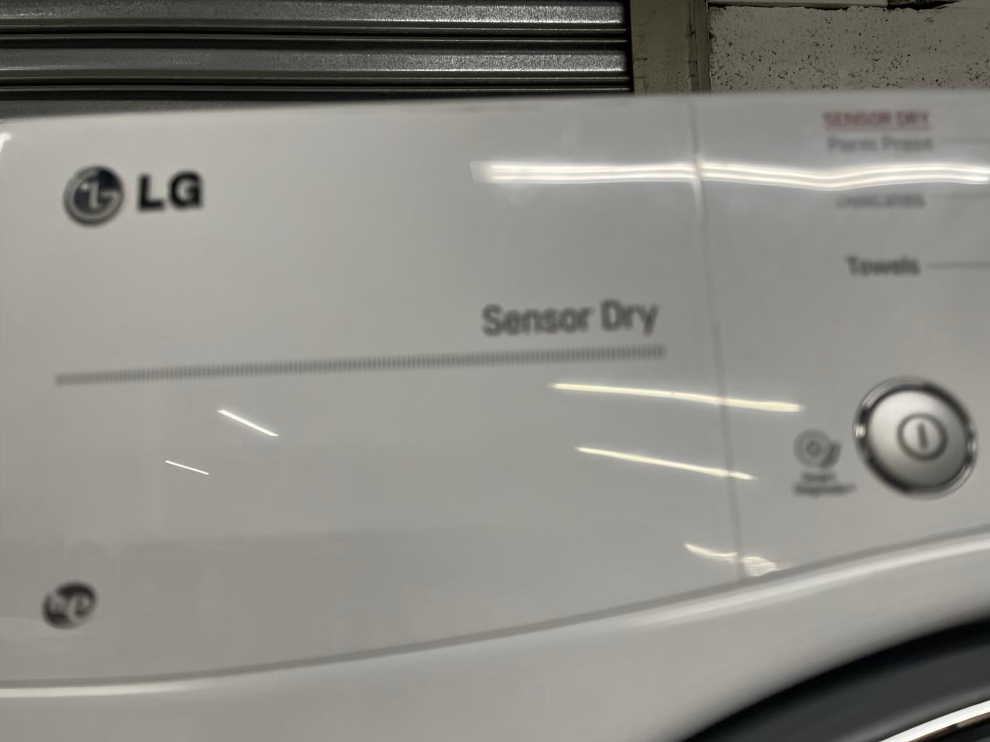 LG washer & dryer set electric 220v front load stackable in white 30" in Refurbished #WD926ZB