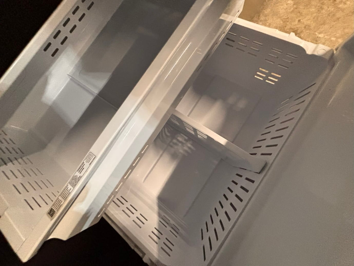 }} SALE 🔥36”Samsung French doors  fridge  stainless steel ((ice maker  doesn’t work) only water works , , doesn’t affect on the others functions. #FDSB13WB