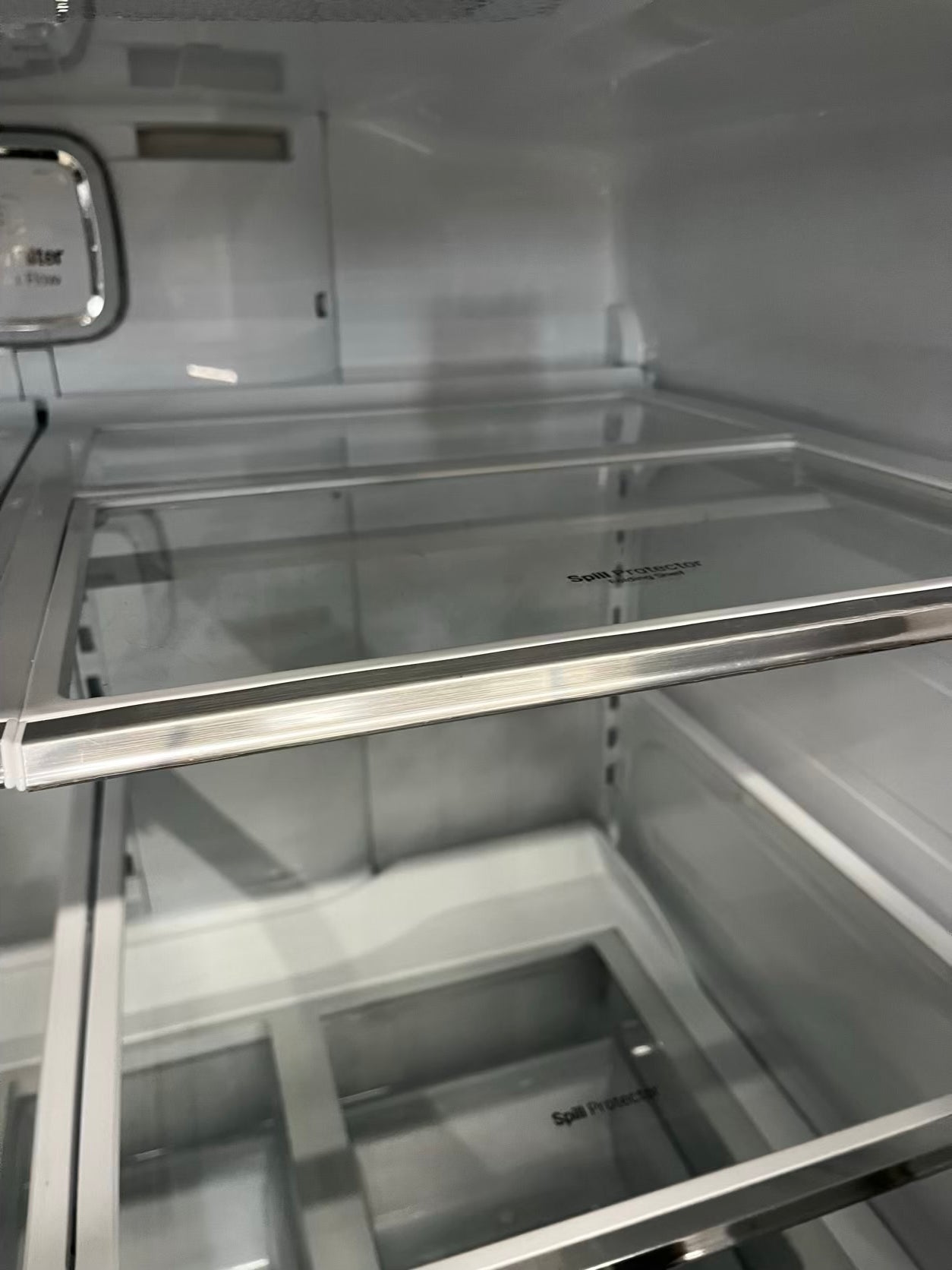 LG French door Refrigerator stainless steel Showcase w/ ice water dispenser 36" #RF53421B