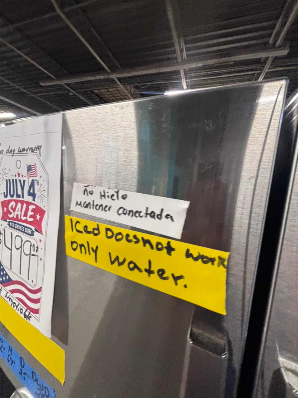 >*36”samsung counter depth French doors  fridge  stainless steel (ice maker  doesn’t work) only water 💦 dispenser works !doesn’t affect on the others functions. 36” #SA24WWB