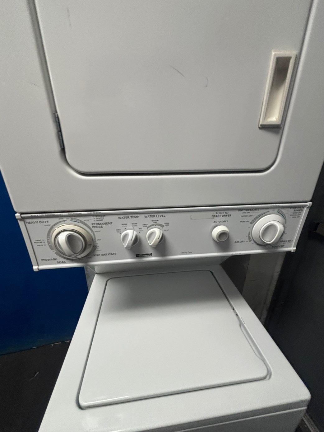 >Kenmore stacked laundry center Electric 220v washer & dryer set used -in white 24" #LC811L