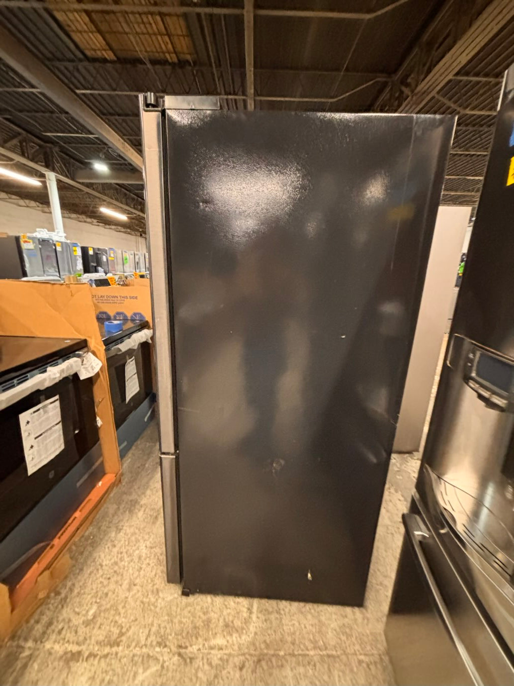 }} SALE 🔥36”Samsung French doors  fridge  stainless steel ((ice maker  doesn’t work) only water works , , doesn’t affect on the others functions. #FDSB13WB