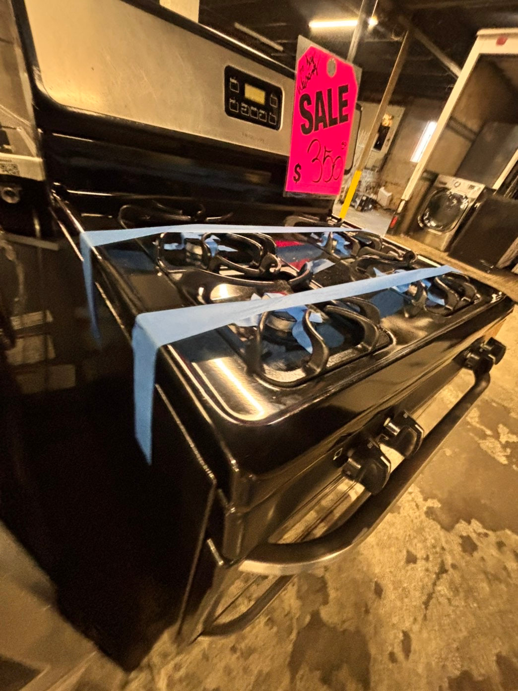 >frigidaire stainless steel Gas range 4 burner bake broil Hi/Lo self clean in stain used-Refurbished 30” #FGEZ23B