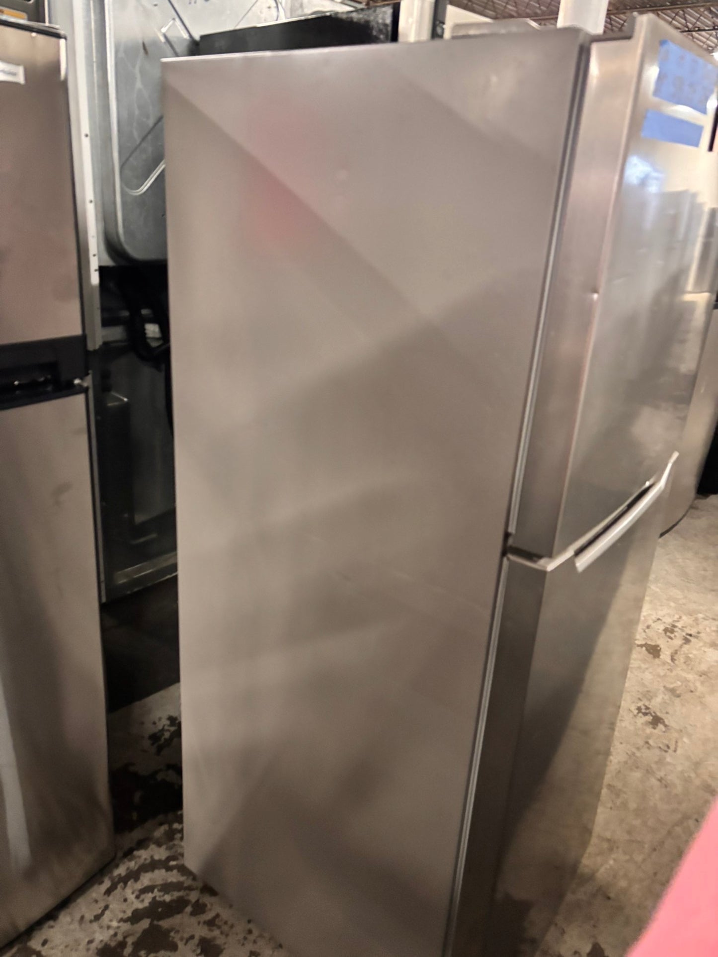 >insignia top freezer refrigerator stainless steel 24" refurbished #RF743BB