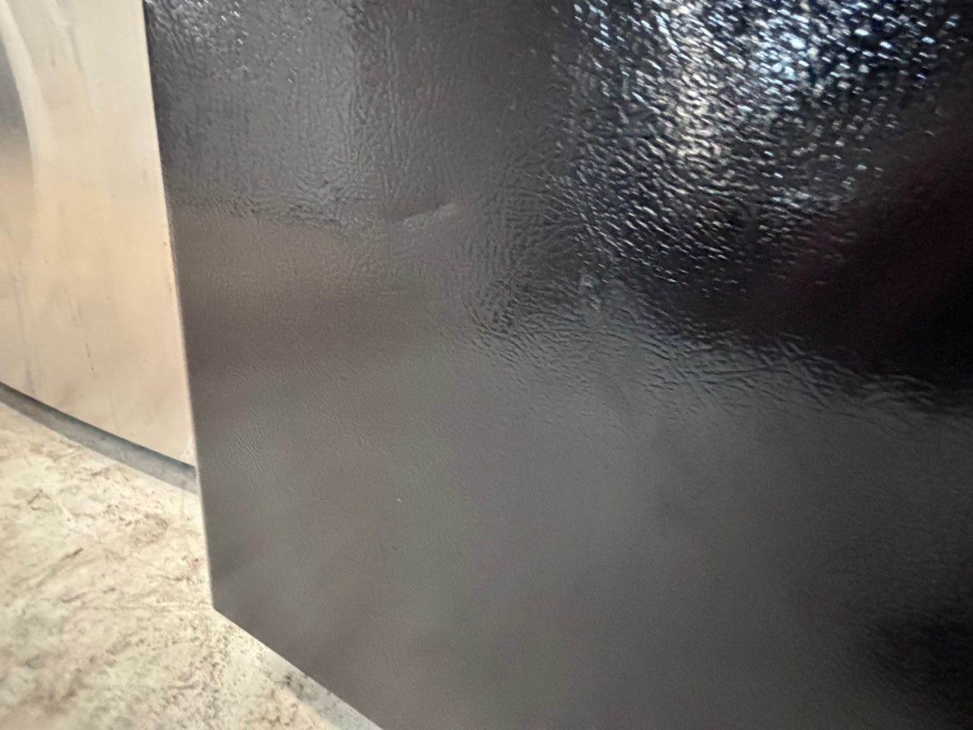 >*28” GE top freezer fridge black used-refurbished #FFSA3RB