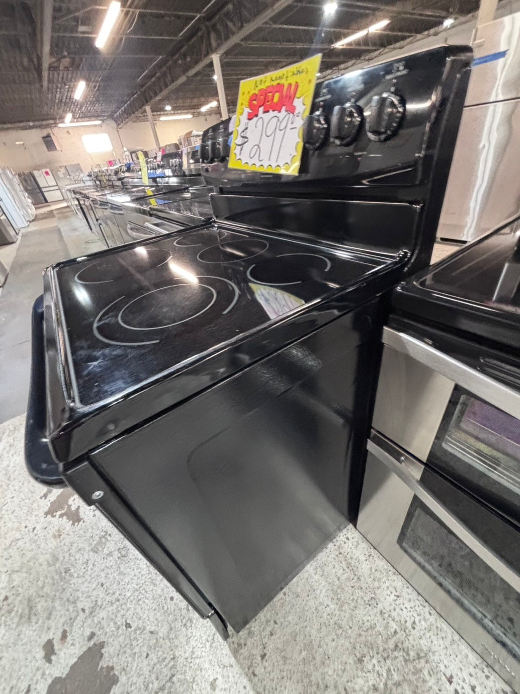>special🌟kenmore  Glass Top electric stove  bake /broil,Self clean 30” 5 burner ,black  color, used-Refurbished   #K4WE6PB