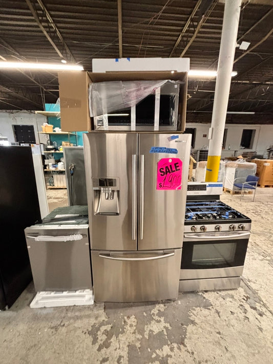 >special combo 4pc. Samsunf French door Refrigerator 36” stainless steel w/  ice & water dispenser,gas stove 5 burners ,new scratch and dent over the range microwave & dishwasher all same brand #JZ1216BCOMBO