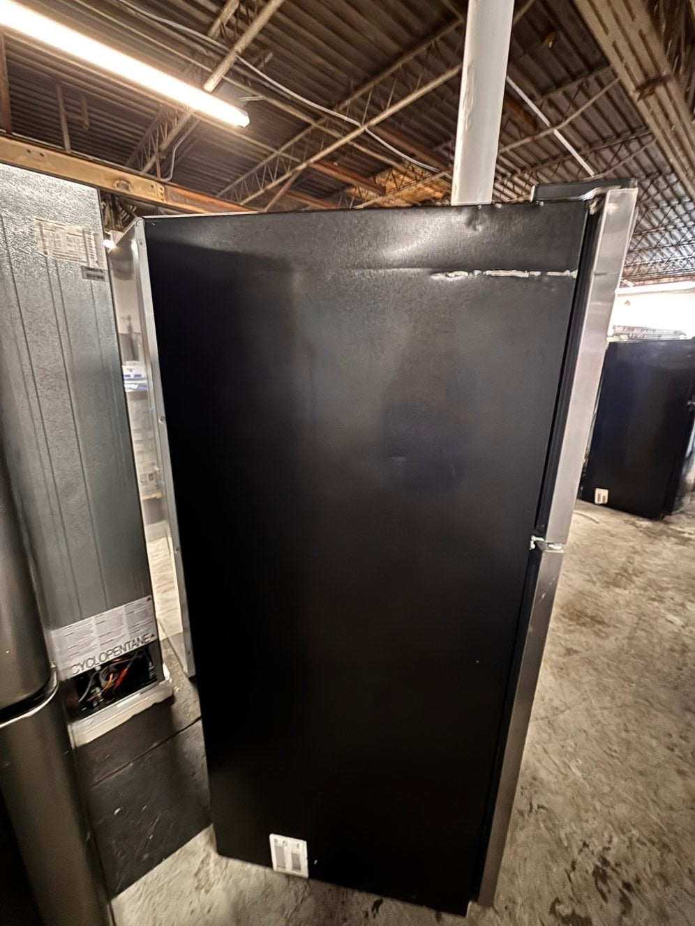 >Whirlpool 30” top freezer fridge stainless steel used-refurbished #RF117B