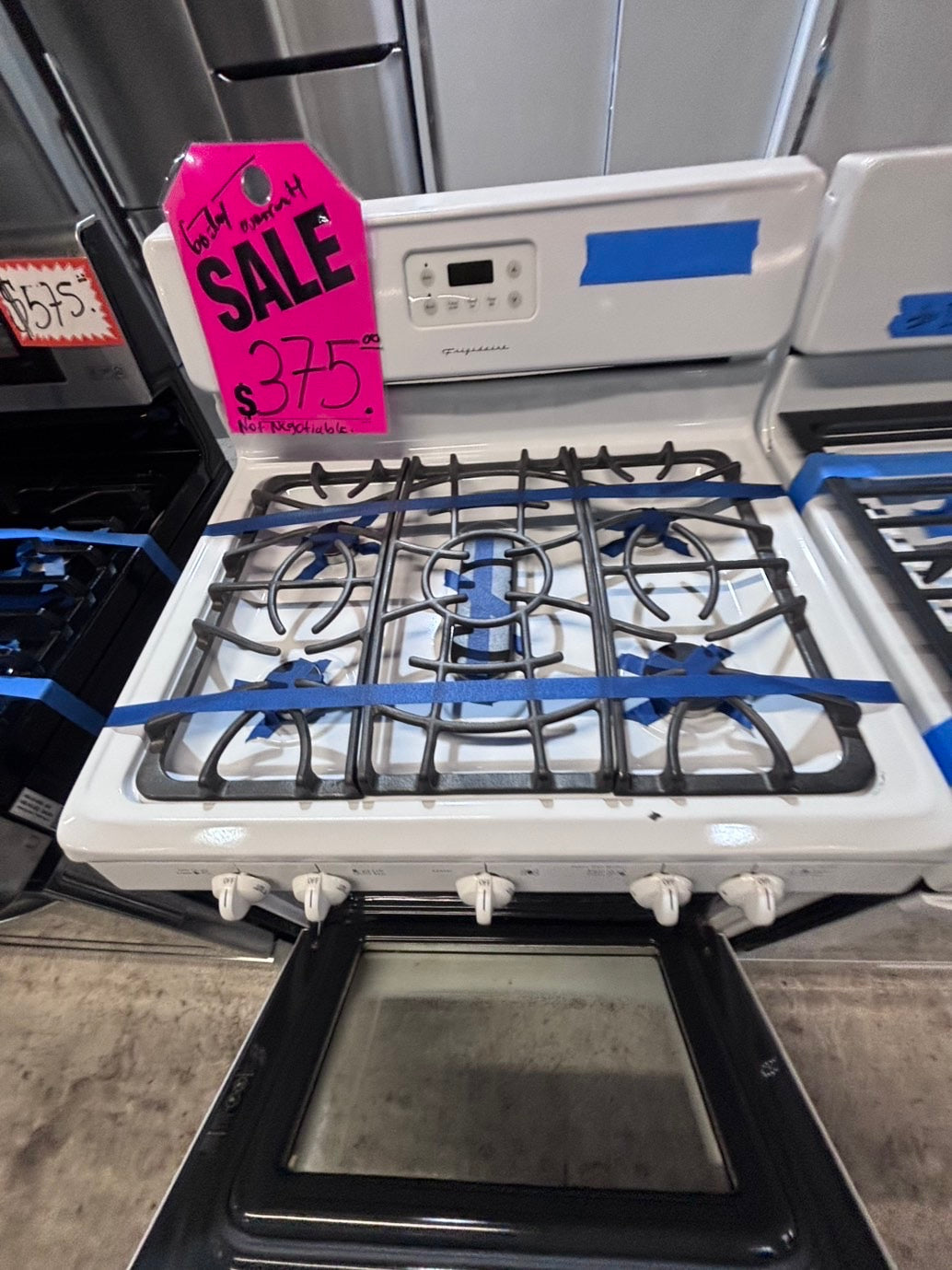 >*special🔥frigidaire Gas range 5 burner  bake ,broil Hi/Lo self clean in used-Refurbished 30” #BG776B