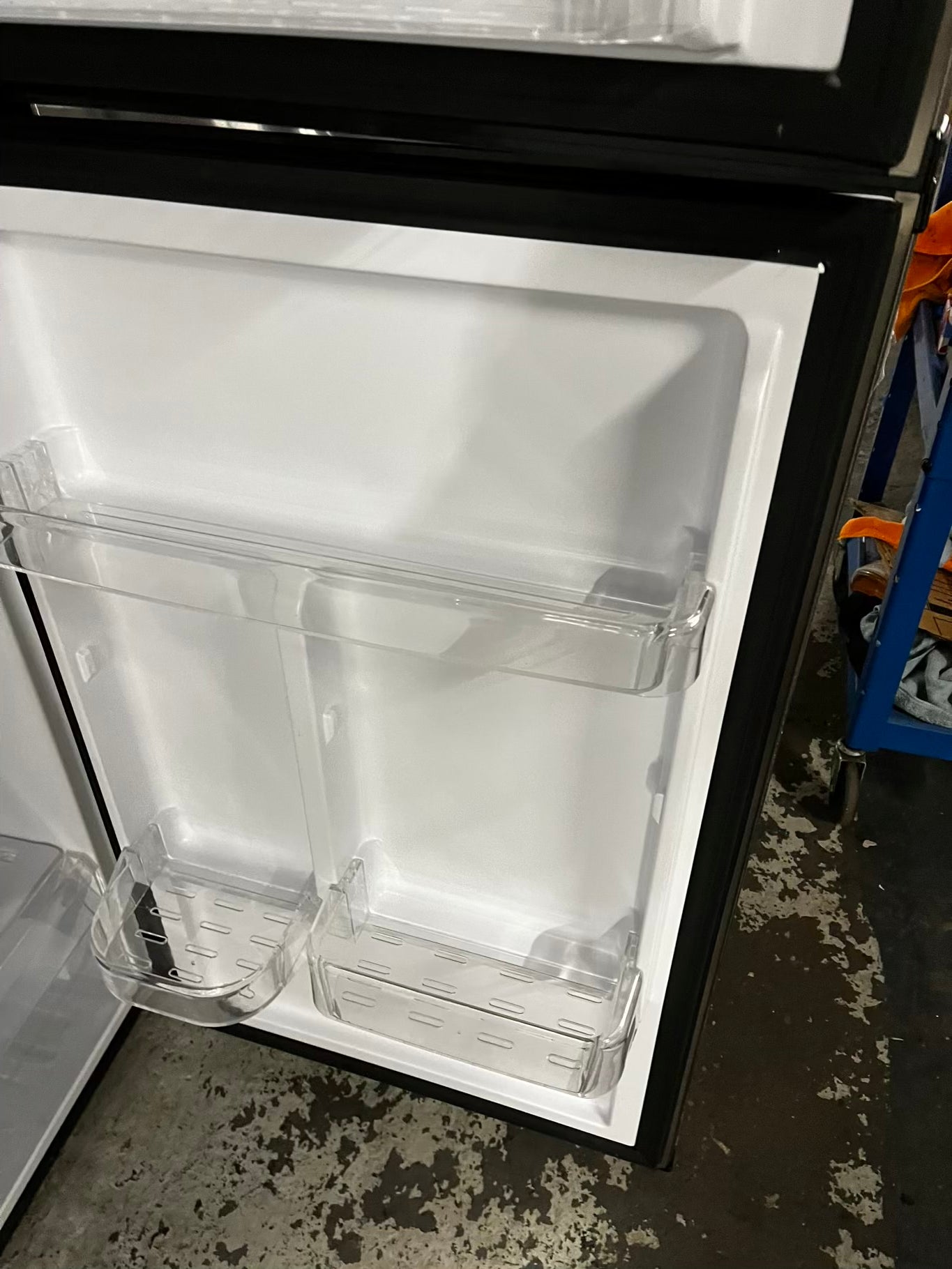 * Used | Refurbished Haier top freezer refrigerator 24" #RF3692NB