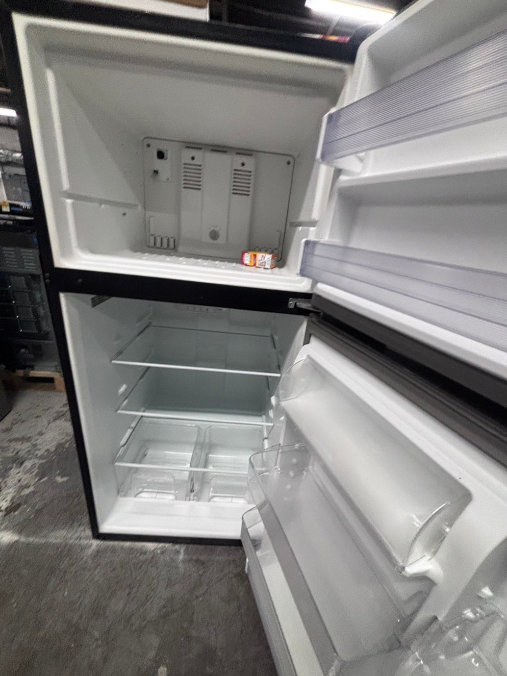 >*Whirlpool stainless steel top freezer refrigerator used-refurbished 30" #RPP4SB