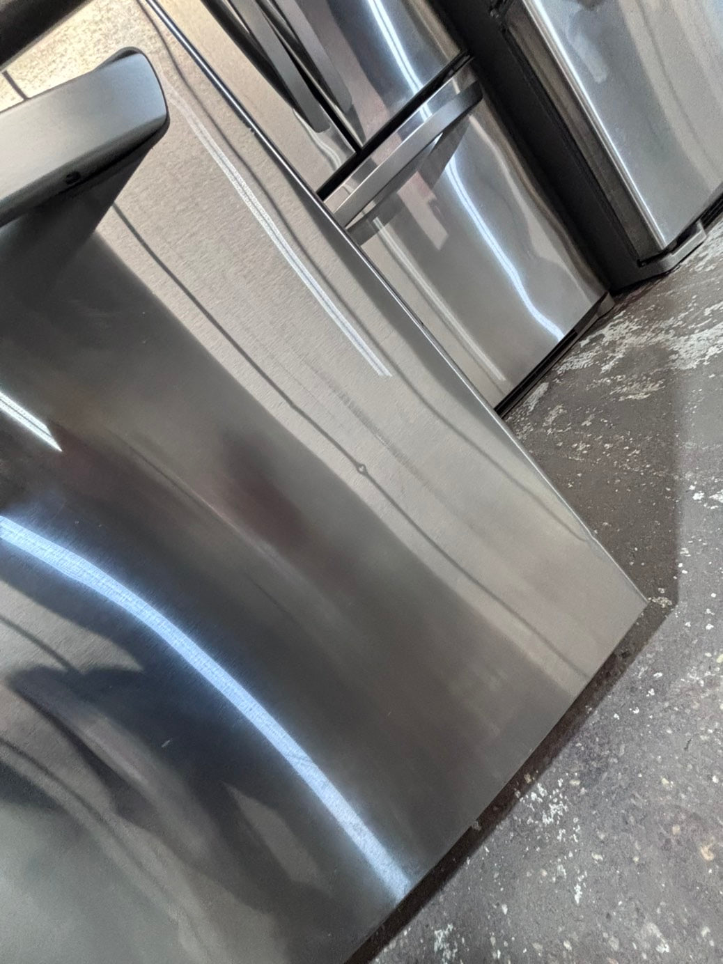 >>special price 💥LG  French door Refrigerator counter depth stainless steel w/ ice water dispenser great condition 36" used-refurbished #KVVF14B