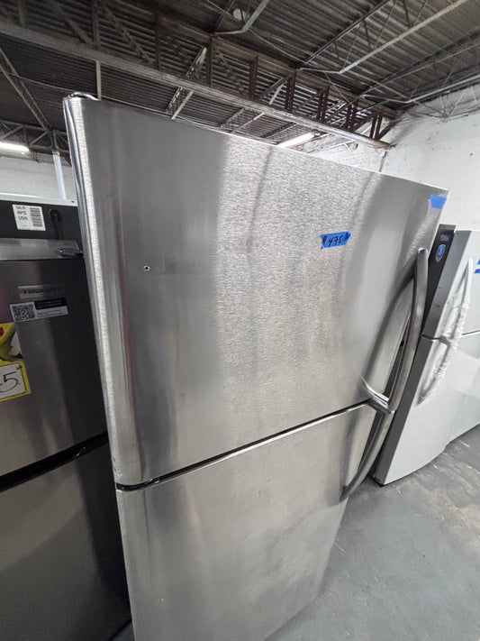 >Frigidaire 21cu.ft -top freezer refrigerator stainless steel -used refurbished 30” #RFH916B