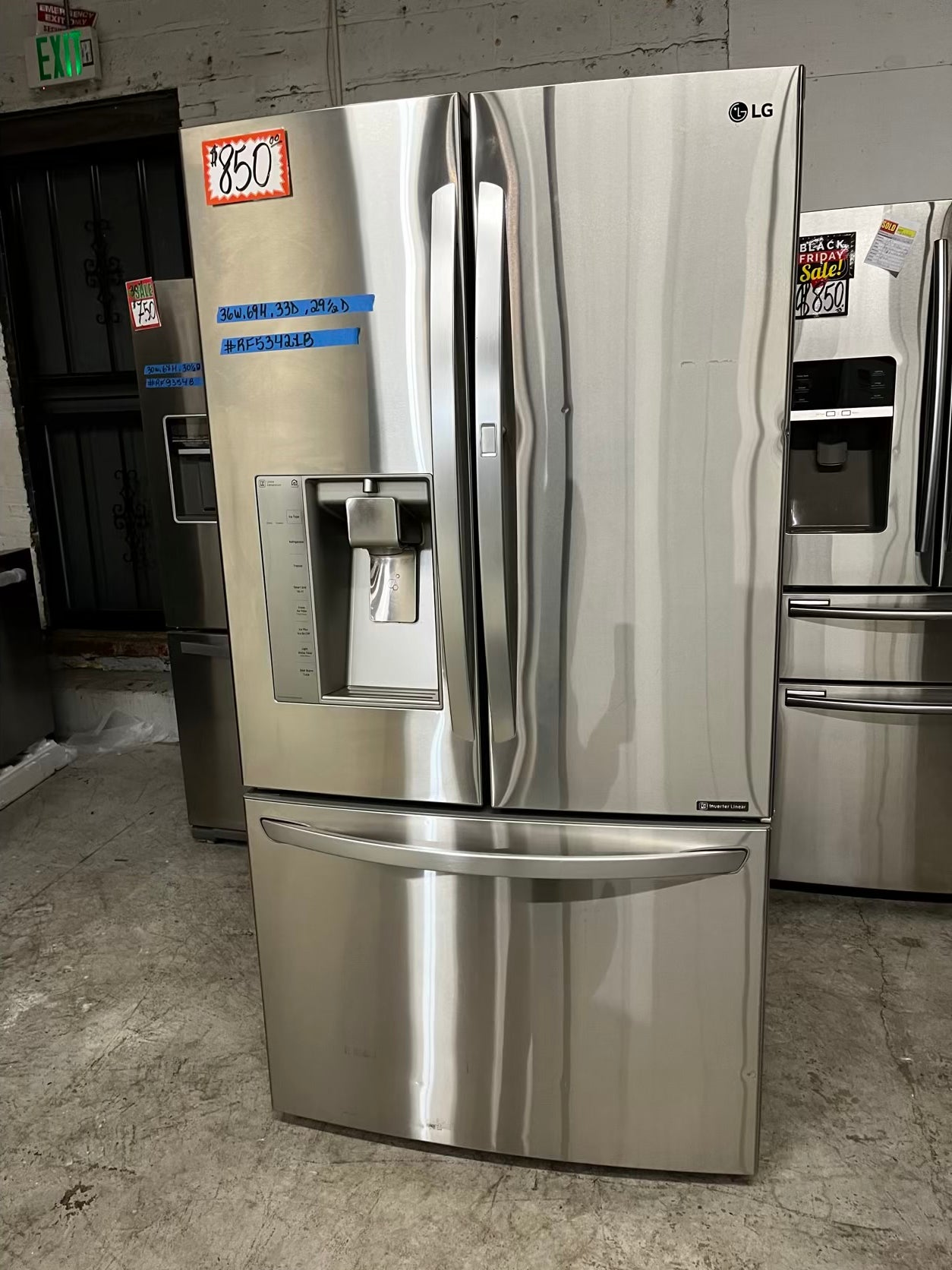 LG French door Refrigerator stainless steel Showcase w/ ice water dispenser 36" #RF53421B