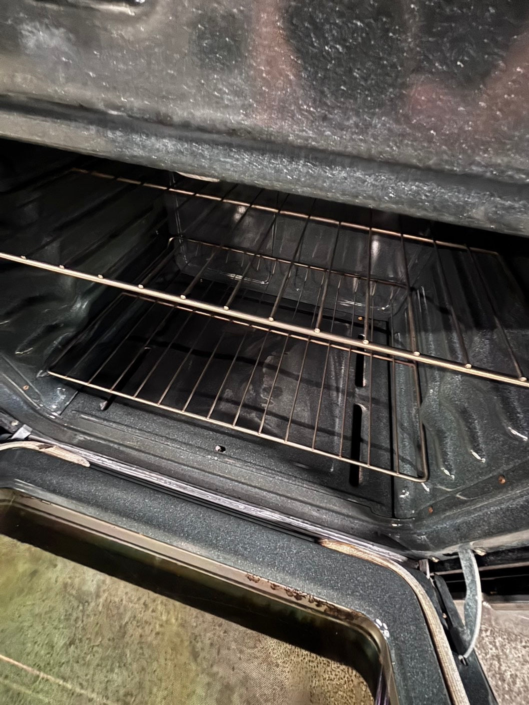 >*GE range 4 burner bake ,broil Hi/Lo self clean in stainless steel used-Refurbished 30” #GSG10SB