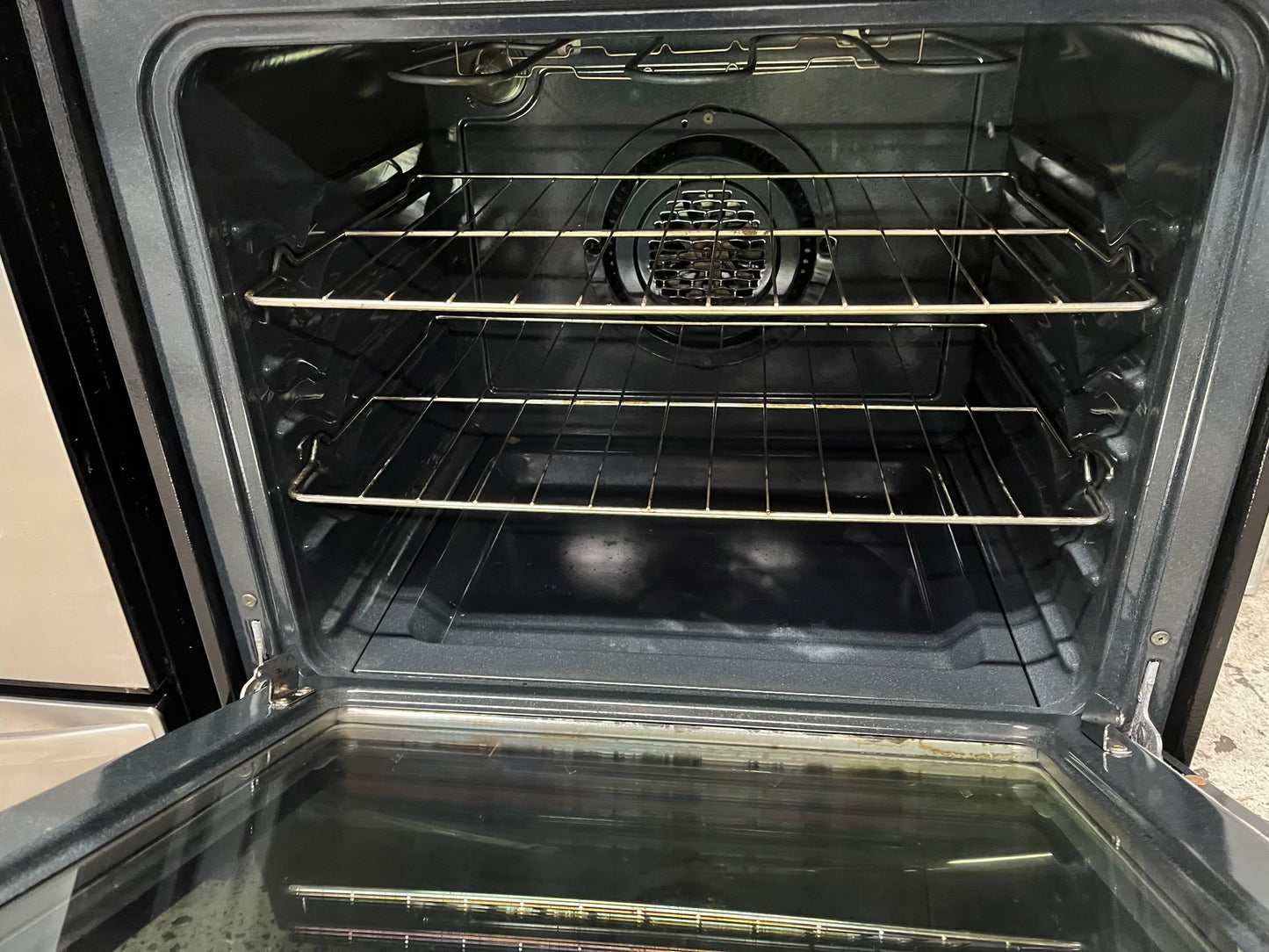 Frigidaire electric 220v range 5 warm zone burner bake broil convection self clean stainless steel 30" #ER485GB Refurbished