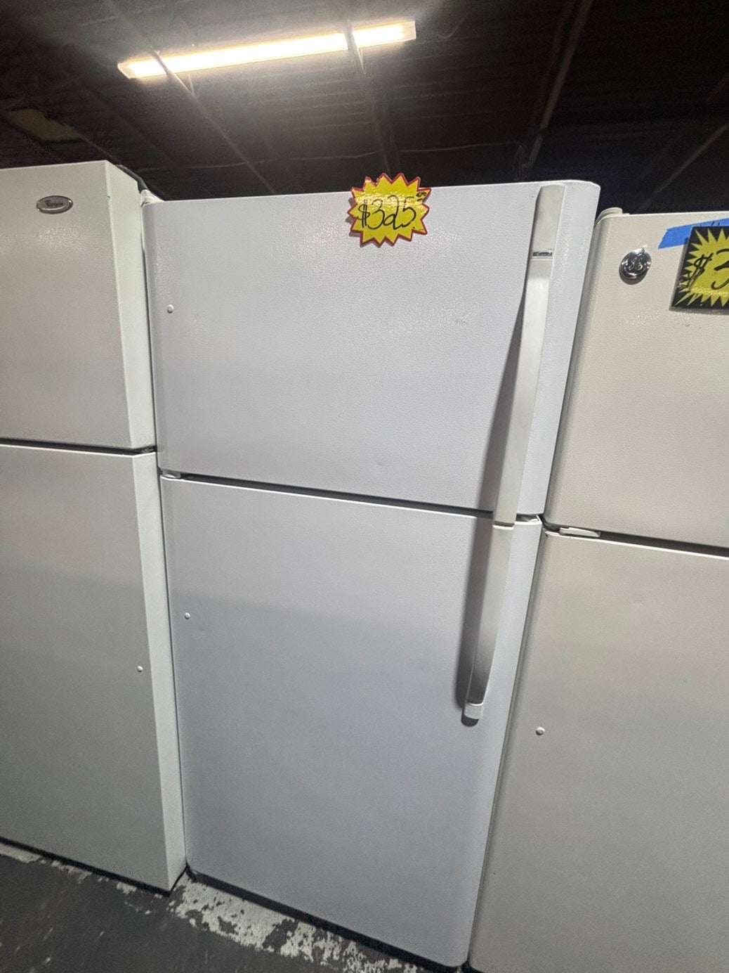 >>Kenmore 30”18cu.ft -top freezer refrigerator white  color              -used refurbished 30” #F3KXW6B