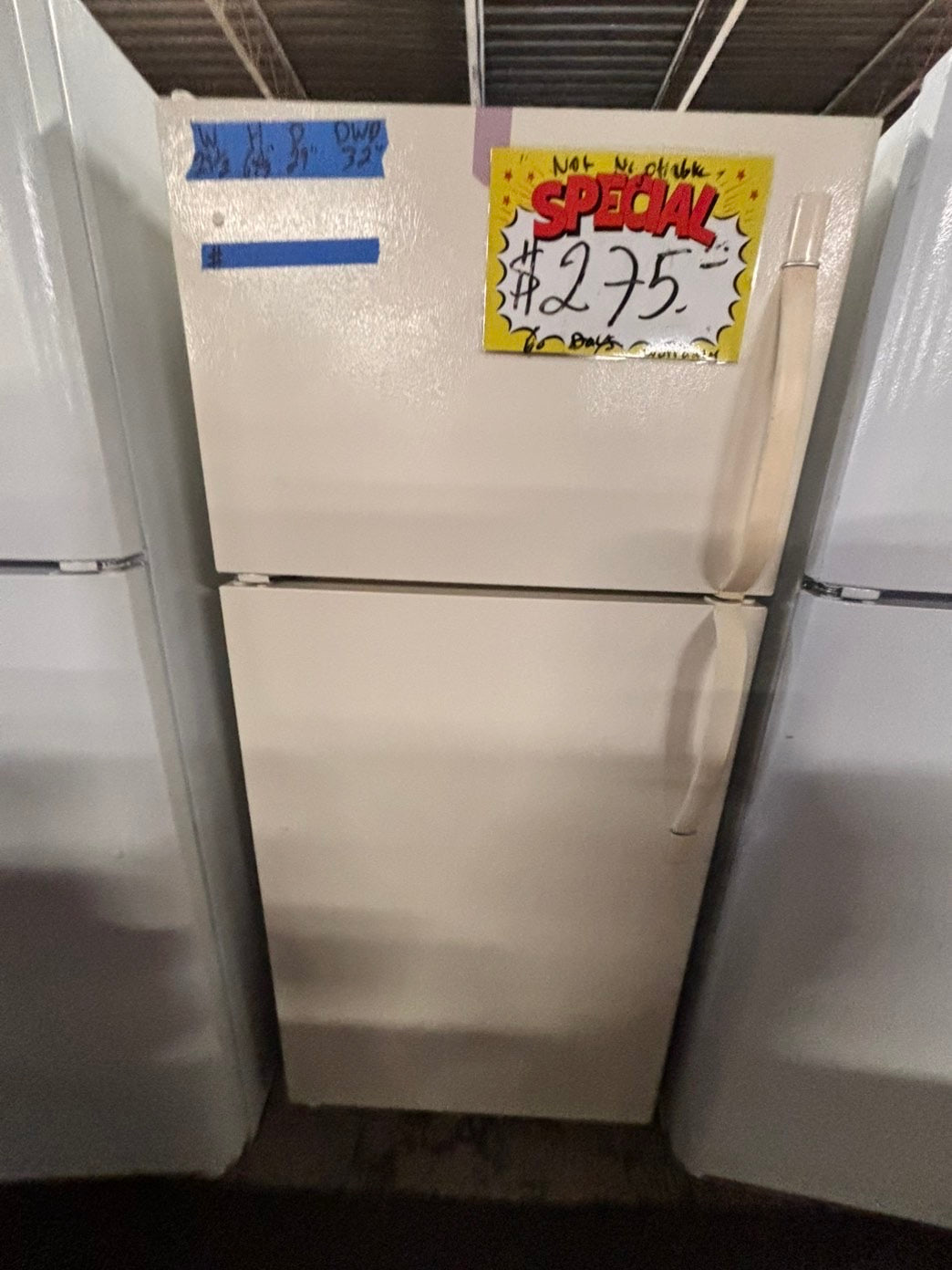 >sale🎈frigidaire 29” 17cu.ft -top freezer refrigerator off white color   -used refurbished 30” #TY22RB