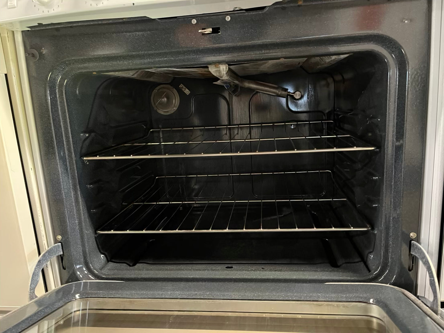 GE Profile gas range 4 burner bake broil hi/lo self clean in white lI 30" Refurbished #ER281WB