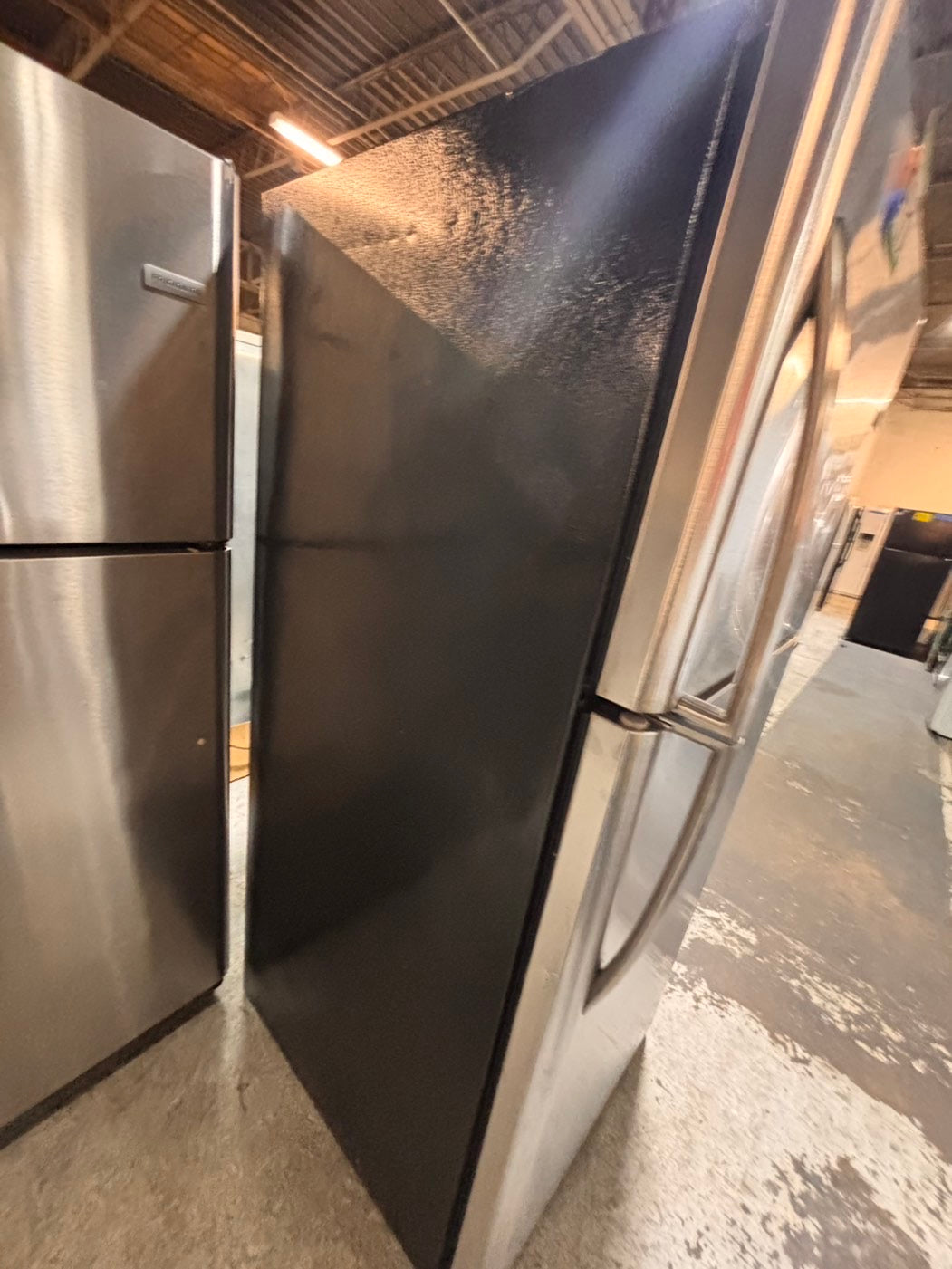 >*frigidaire  top freezer refrigerator stainless steel used-refurbished 30"x 681/2h #RFF21RB