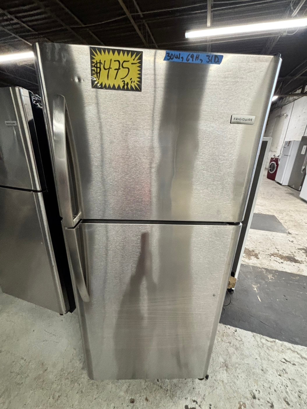 * Frigidaire  stainless steel 21cu.top freezer refrigerator in stainless steel ,no ice maker 30" #RF2173B