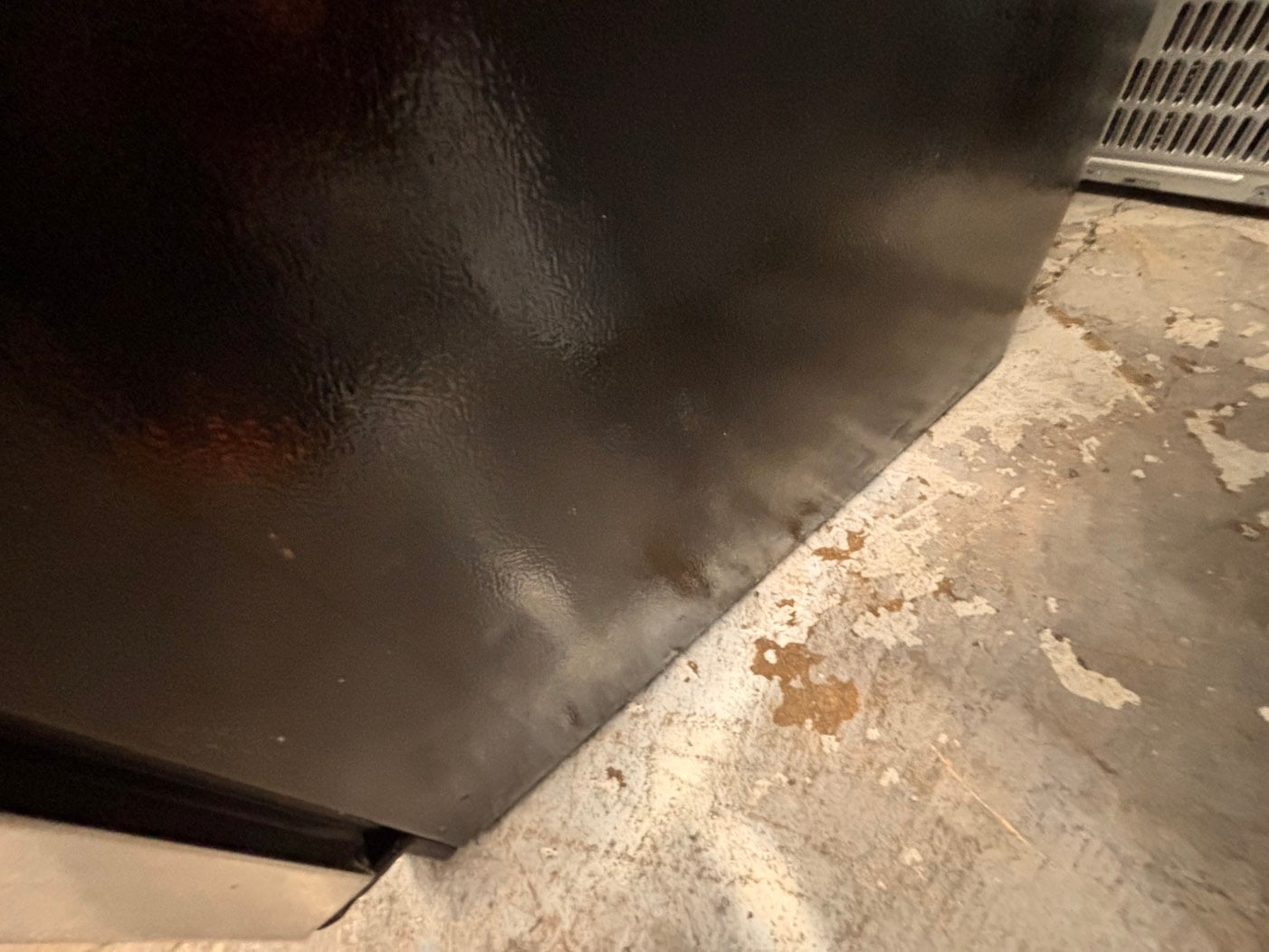 >*frigidaire  top freezer refrigerator stainless steel used-refurbished 30"x 681/2h #RF21ZRB