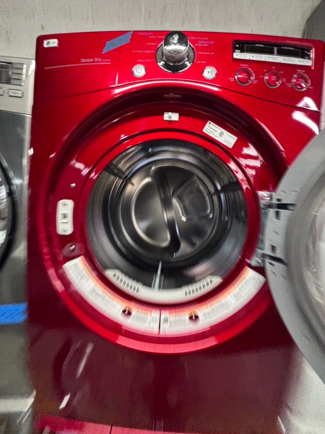 >LG washer 4.0cu ft & dryer 7.5 steam set electric 220v front load stackable or side by side - sensor dry in red  #WEG74BR