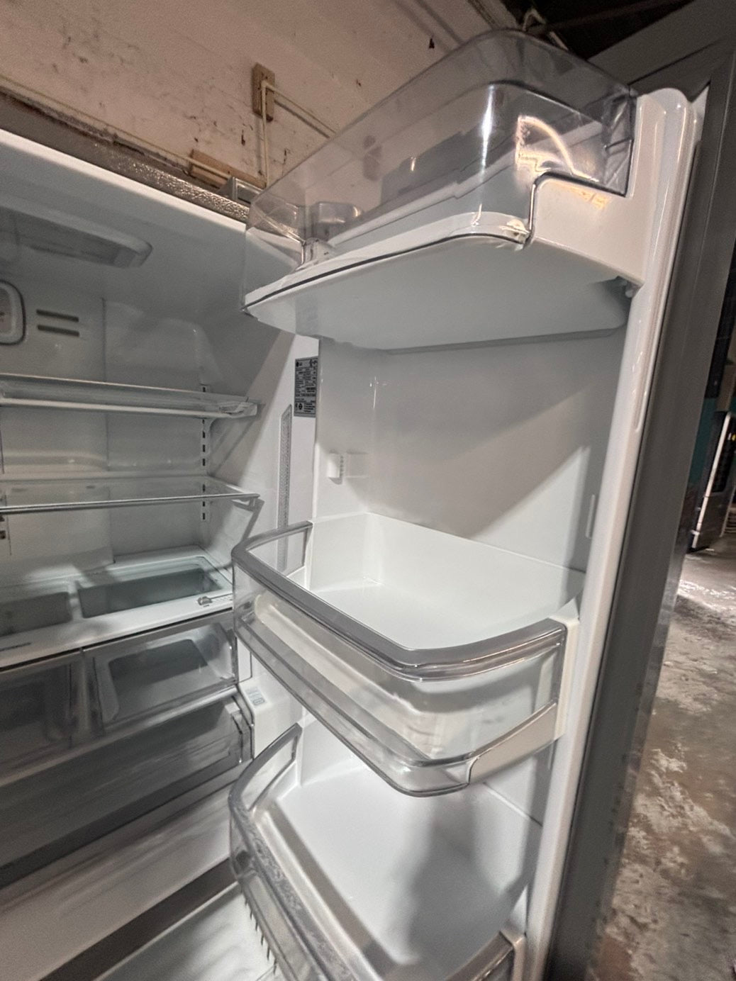 >>special price 💥LG  French door Refrigerator counter depth stainless steel w/ ice water dispenser great condition 36" used-refurbished #KVVF14B