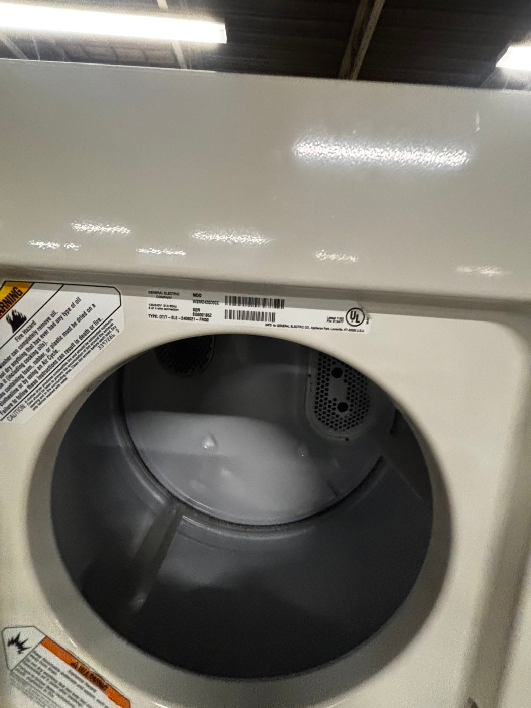 >GE stacked laundry center Electric 220v washer & dryer set used -in off white 24" #LCGY7B