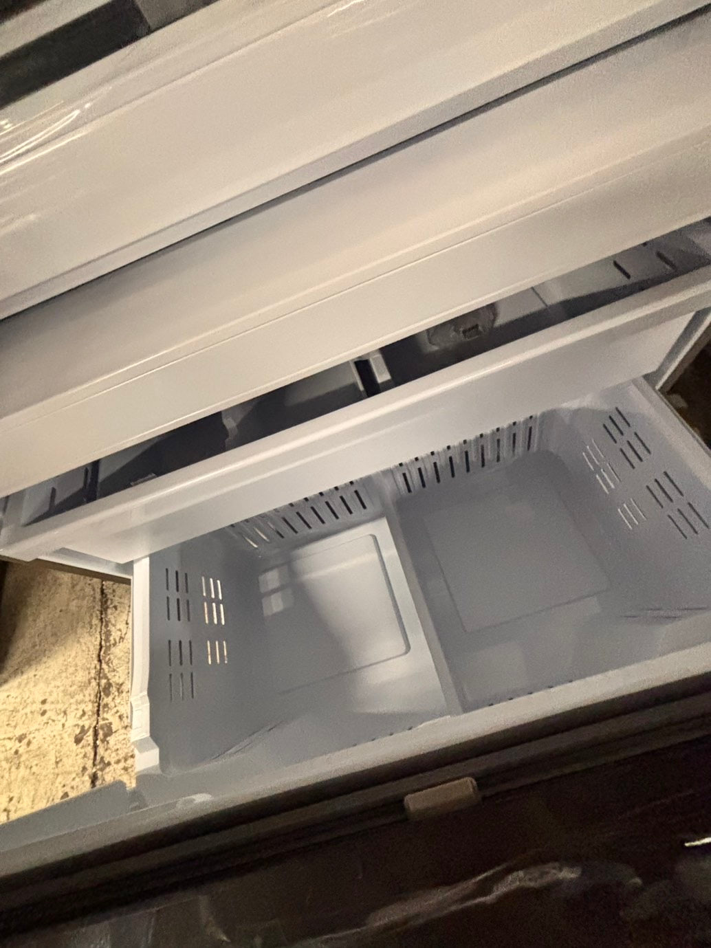 >special🎈new open box Samsung family hub 27cu.ft Standard Depth 3-Door French Door Refrigerator in Stainless Steel 
#RFHUHZ4B 36” in