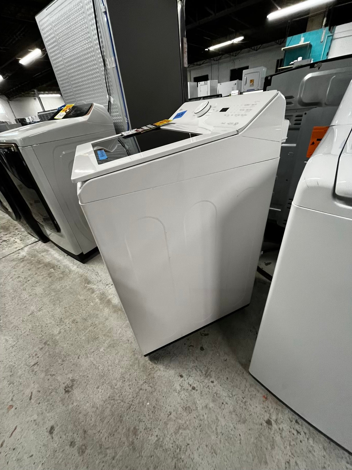 Open Box 📦 scratch & dent - LG High Efficiency 4.8 cu. ft. Mega Capacity Smart Top Load Washer with 4-Way® Agitator, EasyUnload™ & AI Sensing Stock number #WM339AB