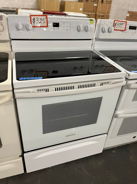 Amana electric range 4 burner bake broil in white  30” #RF901YB