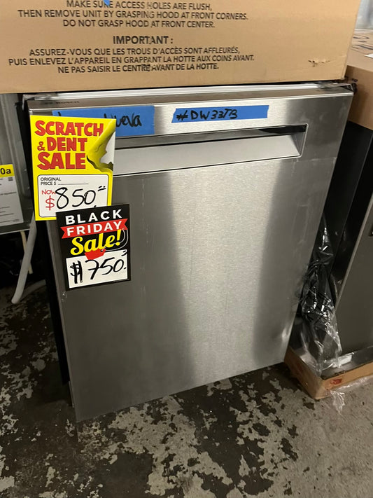 Open Bosch 500 Series 24" Smart Built-In Dishwasher with 3rd Rack in Stainless Steel 24” Model: SHP95CM5N - stock number : #DW33TB