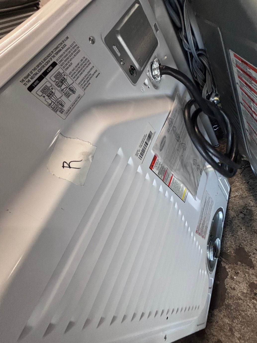 >*July 4th sale 🔥🇺🇸 samsung sensor Dry front load stackable electric 220v dryer in white  color used-refurbished 27" #DSR3NB