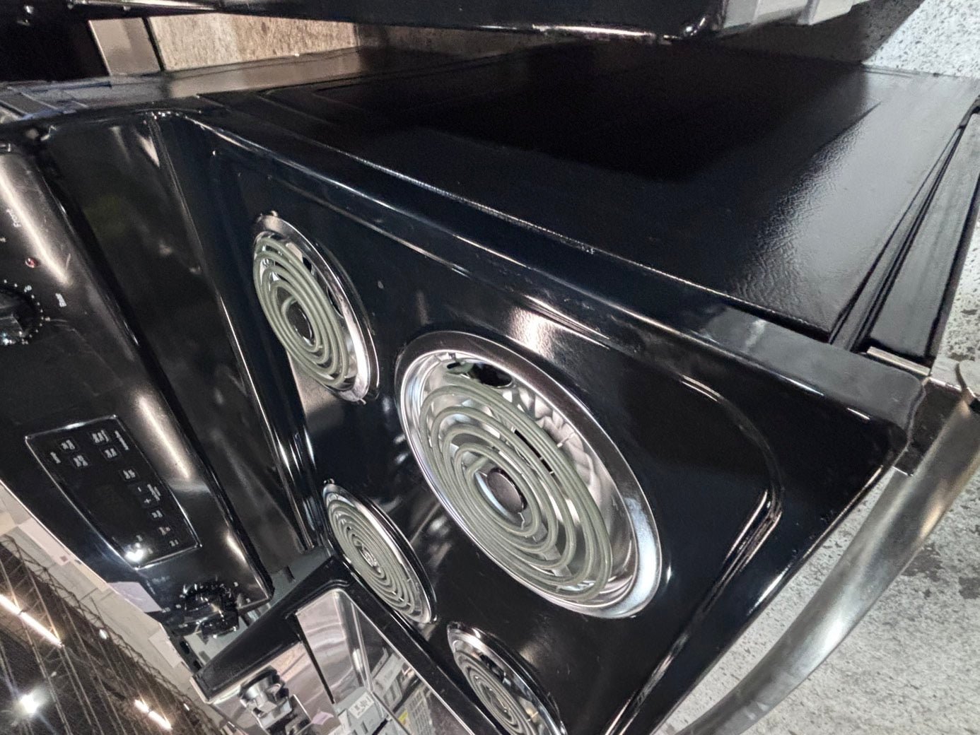 >*GE stainless steel & black electric coil top range coil 220v bake /Broil 4 burner used-Refurbished  great condition 30" #ESCC115B