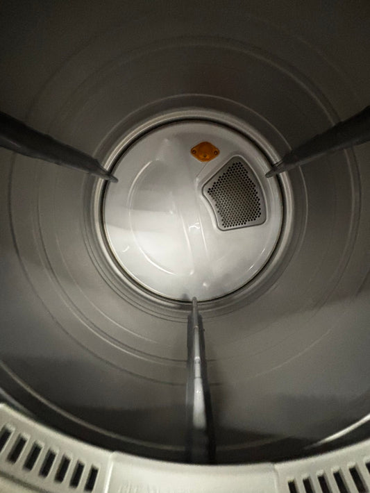 -Used like new LG washer 4.5cu ft & electric dryer 7.5 cu ft large capacity set electric 220v front load stackable or side by side - sensor dry He in white   #FWP33BSET