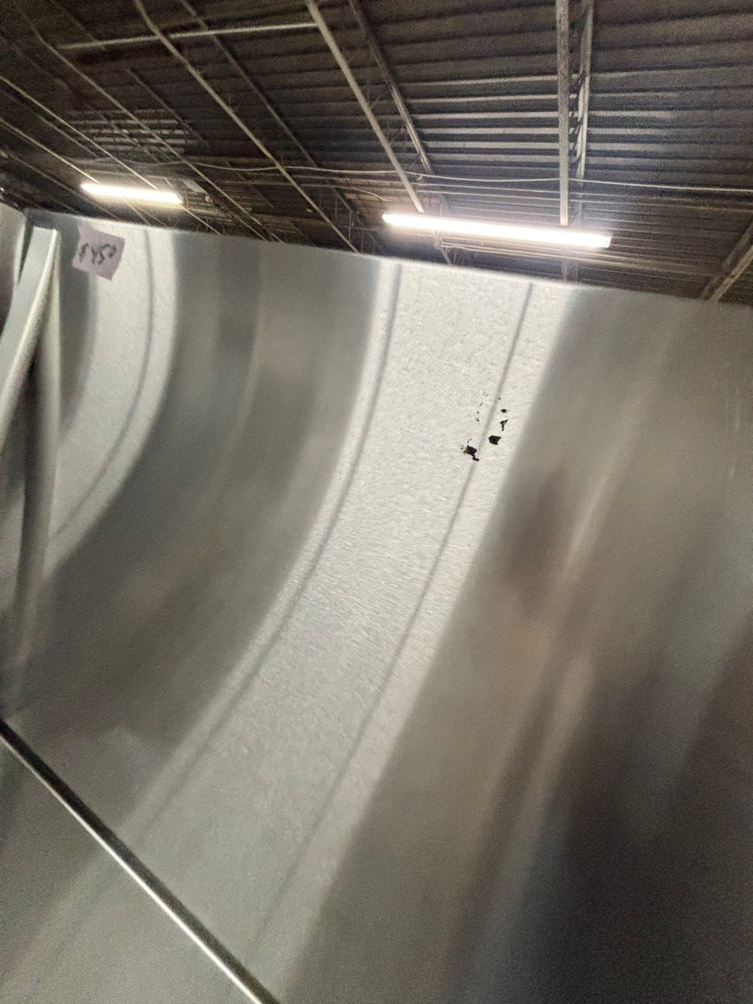 - Whirlpool top freezer refrigerator 18cu.ft. Stainless steel-used -refurbished 30" item number #RFW89JB