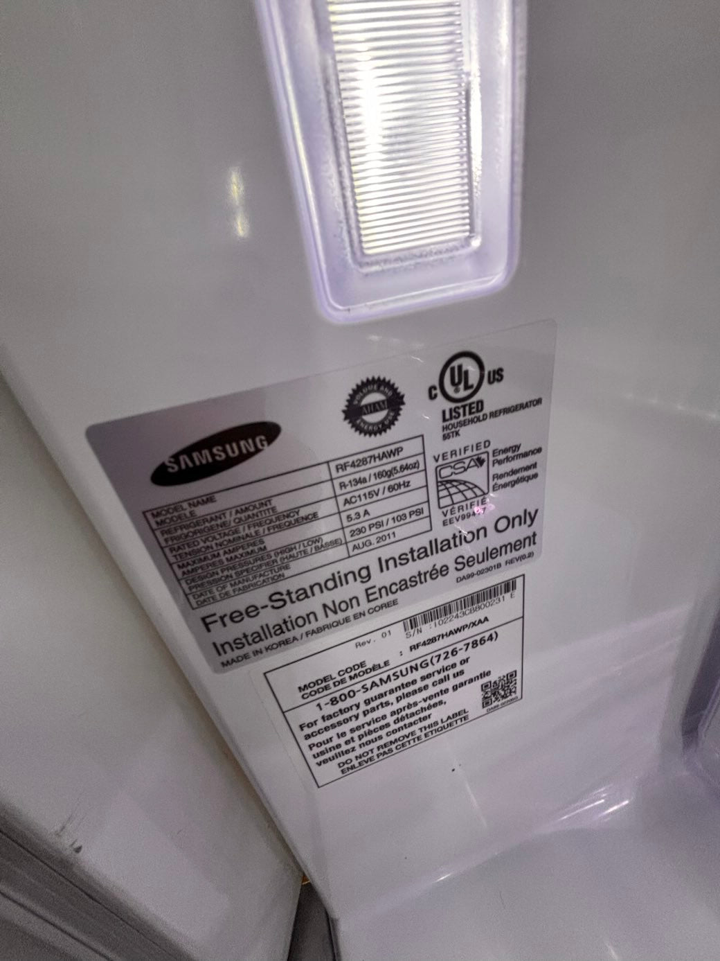 }}Samsung used-Refurbished 36”w x69h x 30” 4 doors  refrigerator white  w/ice & water dispenser  (👀The numbers on the screen are only partially visible).  #SSWF73B