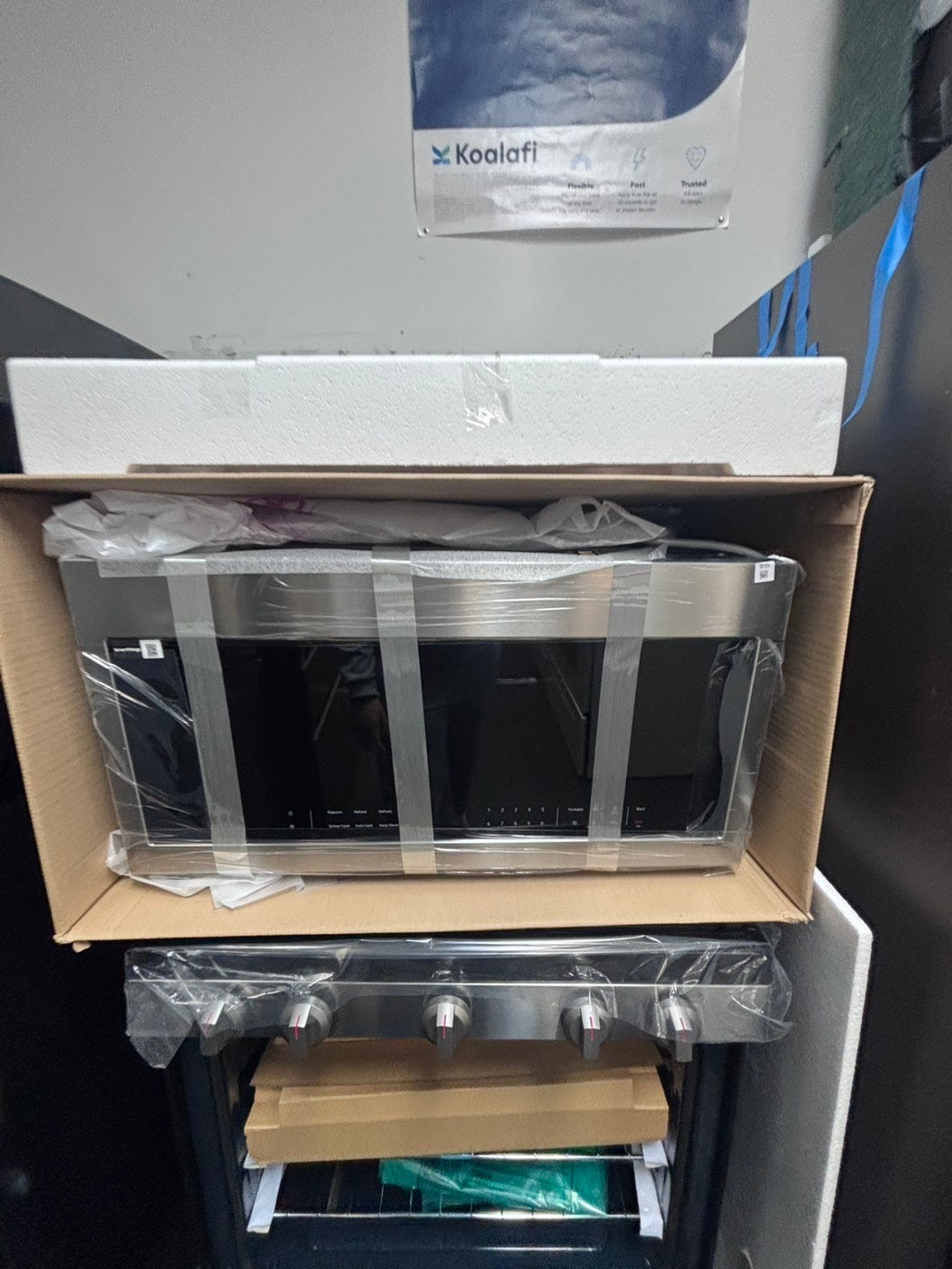 >🥳📣special combo 3pc. Open box 📦 New S/d samsung 36” side by side Door fridge, gas stove 30” in & Microwave oven the range stainless steel all same brand        #RFM3SDL