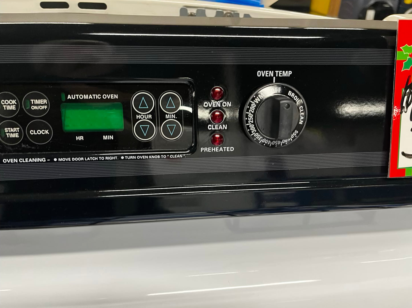 🎄Holidays Sale 🎁 GE Gas range 4 burner bake broil self clean in black & white  used-Refurbished 30” #GR932B