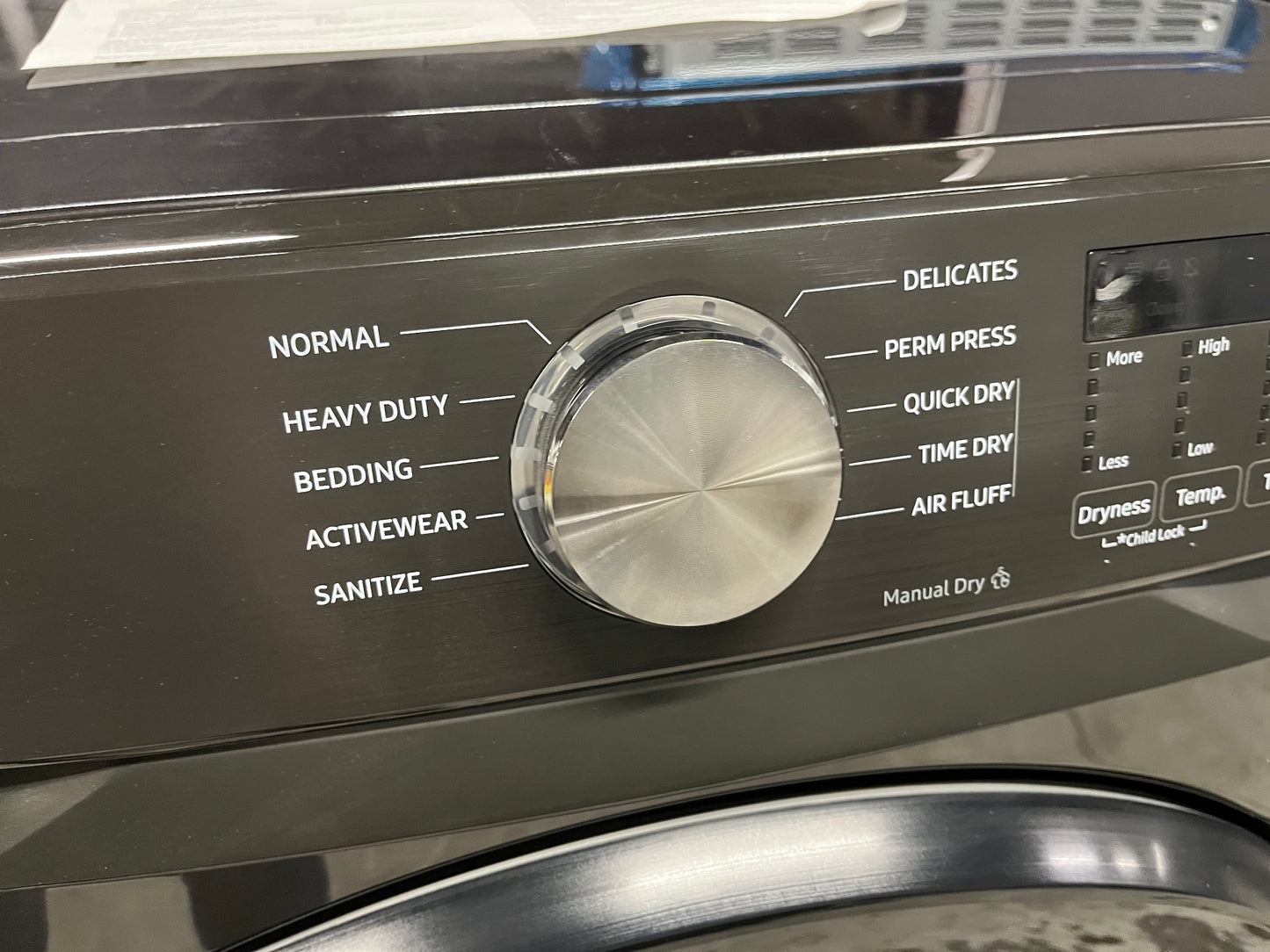 Open Box - Scratch & Dent Samsung - 7.5 Cu. Ft. Stackable Electric 220v Dryer with Sensor Dry - Fingerprint Resistant Black Stainless Steel 27". #ED489XB