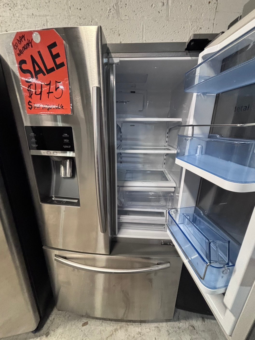 >*36”samsung counter depth French doors  fridge  stainless steel (ice maker & water doesn’t work) doesn’t affect on the others functions. 36” #SA24MAB