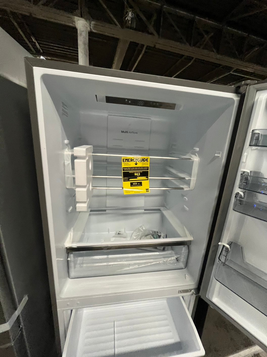 🎁🎄Holiday Sale‼️Open box 32” Hisense 17.2-cu ft Counter-Depth 32-in Wide Bottom-Freezer Refrigerator stainless steel #RFHS234B